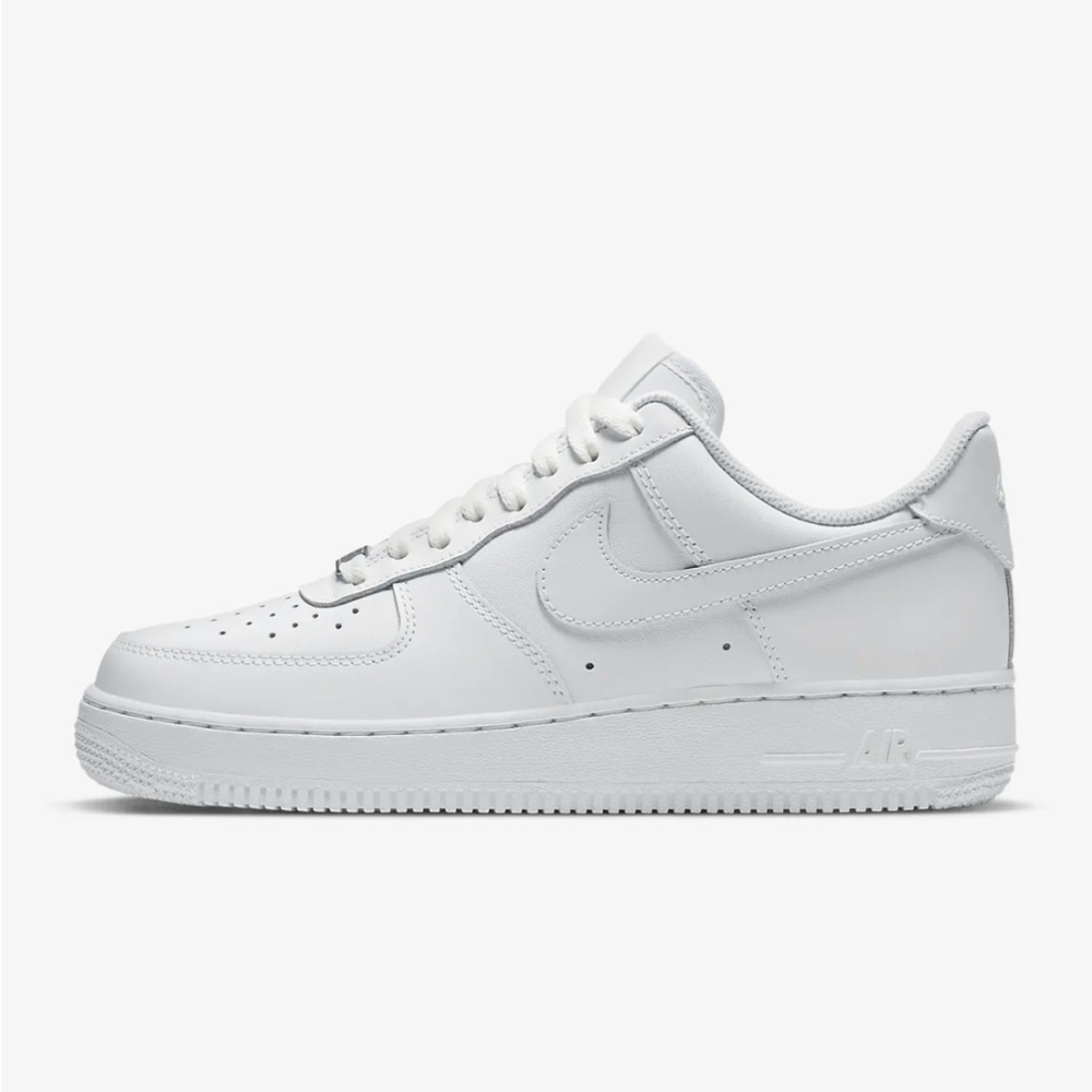 Nike Air Force 1-Low (Women’s 6.5 or Boys 5Y)